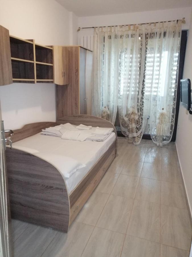 Adina Apartment Navodari Luaran gambar