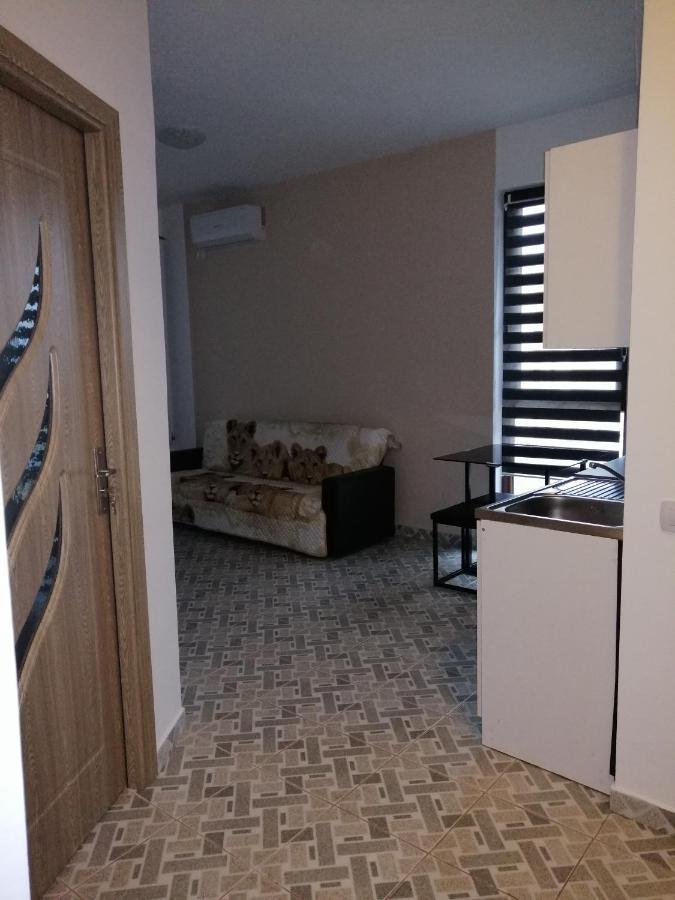Adina Apartment Navodari Luaran gambar