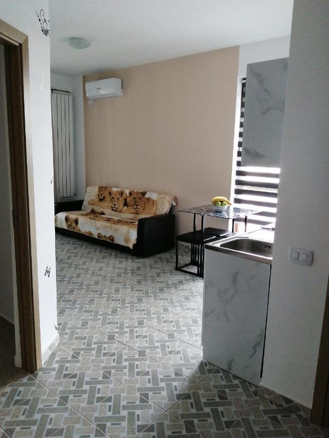 Adina Apartment Navodari Luaran gambar